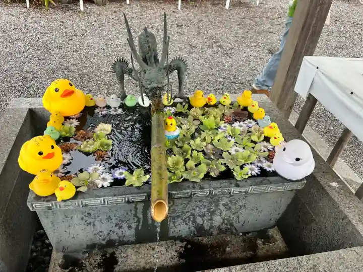 秩父今宮神社の{uncategorized: "未分類", other: "その他", undefined: "問題あり", building: "その他建物", grave: "お墓", sacred_gate: "鳥居", guardian: "狛犬", statue: "像", buddha: "仏像", history: "歴史", nature: "自然", garden: "庭園", animal: "動物", pagoda: "塔", temizu: "手水舎", mountain_gate: "山門・神門", sanctuary: "本殿・本堂", subordinate: "末社・摂社", art: "芸術", scenery: "景色", jizo: "地蔵", ema: "絵馬", goshuin: "御朱印", omikuji: "おみくじ", items: "授与品その他", amulet: "お守り", goshuincho: "御朱印帳", eats: "食事", festival: "お祭り", votive_dance: "神楽", shichigosan: "七五三参", wedding: "結婚式", experience: "体験その他", initially: "初詣", around: "周辺", anti_infection: "感染症対策"}