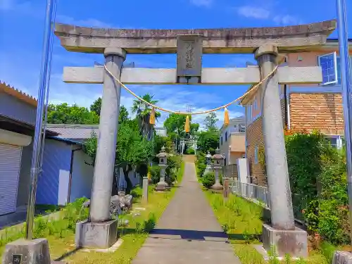 八幡神社（浅井町極楽寺）の鳥居