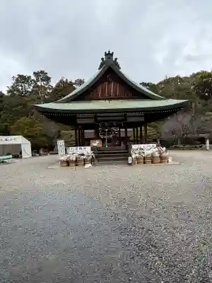 梅宮大社の{uncategorized: "未分類", other: "その他", undefined: "問題あり", building: "その他建物", grave: "お墓", sacred_gate: "鳥居", guardian: "狛犬", statue: "像", buddha: "仏像", history: "歴史", nature: "自然", garden: "庭園", animal: "動物", pagoda: "塔", temizu: "手水舎", mountain_gate: "山門・神門", sanctuary: "本殿・本堂", subordinate: "末社・摂社", art: "芸術", scenery: "景色", jizo: "地蔵", ema: "絵馬", goshuin: "御朱印", omikuji: "おみくじ", items: "授与品その他", amulet: "お守り", goshuincho: "御朱印帳", eats: "食事", festival: "お祭り", votive_dance: "神楽", shichigosan: "七五三参", wedding: "結婚式", experience: "体験その他", initially: "初詣", around: "周辺", anti_infection: "感染症対策"}