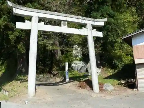 金烏神社の鳥居