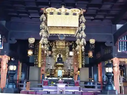 八事山 興正寺の本殿・本堂