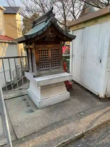 地蔵尊(岸地通)の本殿・本堂