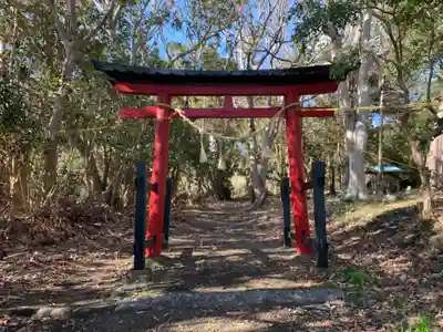 諏訪神社の鳥居