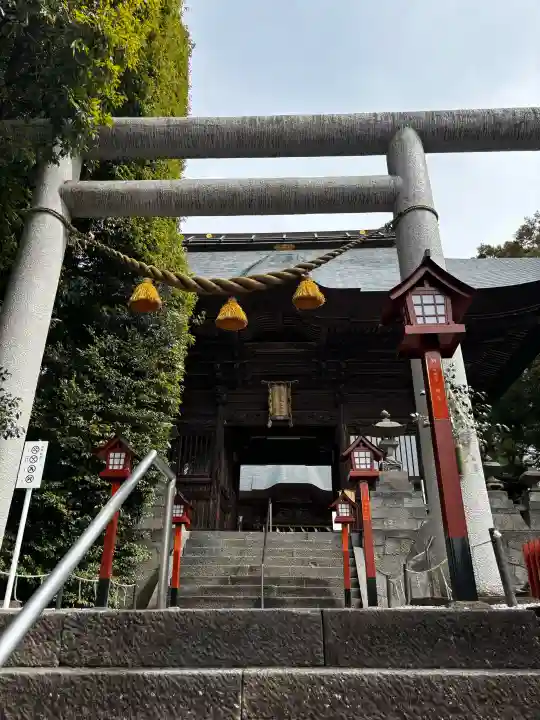 産泰神社の{uncategorized: "未分類", other: "その他", undefined: "問題あり", building: "その他建物", grave: "お墓", sacred_gate: "鳥居", guardian: "狛犬", statue: "像", buddha: "仏像", history: "歴史", nature: "自然", garden: "庭園", animal: "動物", pagoda: "塔", temizu: "手水舎", mountain_gate: "山門・神門", sanctuary: "本殿・本堂", subordinate: "末社・摂社", art: "芸術", scenery: "景色", jizo: "地蔵", ema: "絵馬", goshuin: "御朱印", omikuji: "おみくじ", items: "授与品その他", amulet: "お守り", goshuincho: "御朱印帳", eats: "食事", festival: "お祭り", votive_dance: "神楽", shichigosan: "七五三参", wedding: "結婚式", experience: "体験その他", initially: "初詣", around: "周辺", anti_infection: "感染症対策"}
