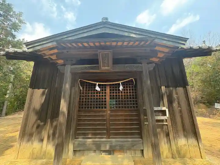 若宮八幡宮の本殿・本堂