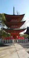 布施弁天 東海寺の塔