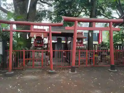 笠䅣稲荷神社の末社・摂社