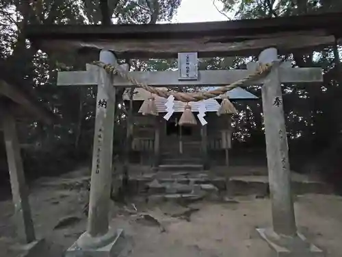 愛宕神社奥宮の鳥居