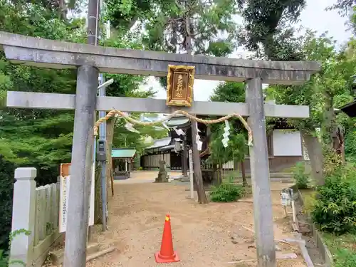 多聞六神社の鳥居