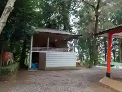 生子神社の建物その他