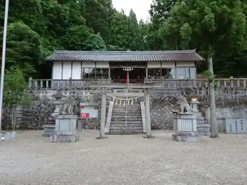 神明神社の本殿・本堂