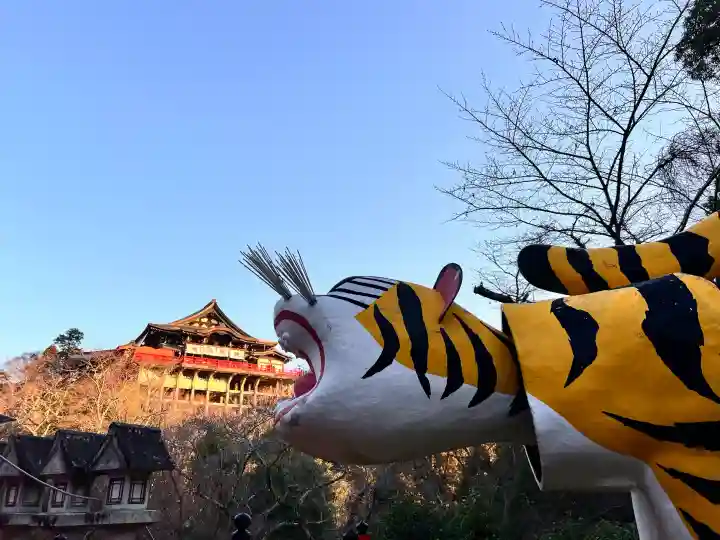 朝護孫子寺の{uncategorized: "未分類", other: "その他", undefined: "問題あり", building: "その他建物", grave: "お墓", sacred_gate: "鳥居", guardian: "狛犬", statue: "像", buddha: "仏像", history: "歴史", nature: "自然", garden: "庭園", animal: "動物", pagoda: "塔", temizu: "手水舎", mountain_gate: "山門・神門", sanctuary: "本殿・本堂", subordinate: "末社・摂社", art: "芸術", scenery: "景色", jizo: "地蔵", ema: "絵馬", goshuin: "御朱印", omikuji: "おみくじ", items: "授与品その他", amulet: "お守り", goshuincho: "御朱印帳", eats: "食事", festival: "お祭り", votive_dance: "神楽", shichigosan: "七五三参", wedding: "結婚式", experience: "体験その他", initially: "初詣", around: "周辺", anti_infection: "感染症対策"}