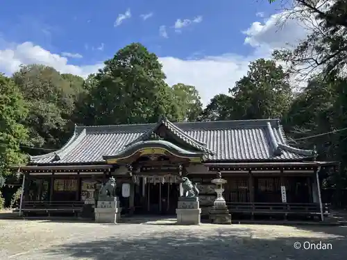 日根神社の本殿