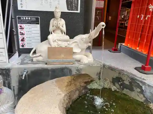 万松寺の手水舎