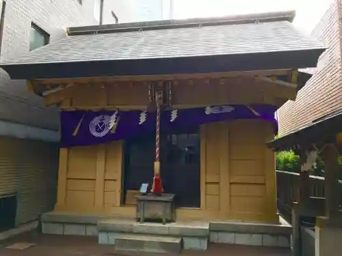 朝日神社の本殿