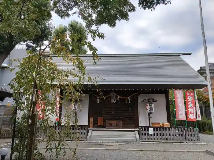 母智丘神社の本殿