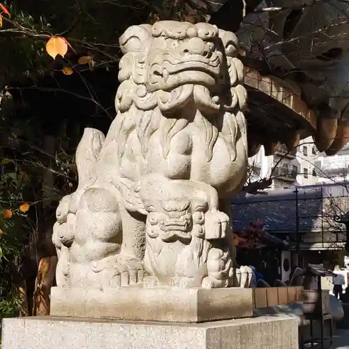 難波八阪神社の狛犬