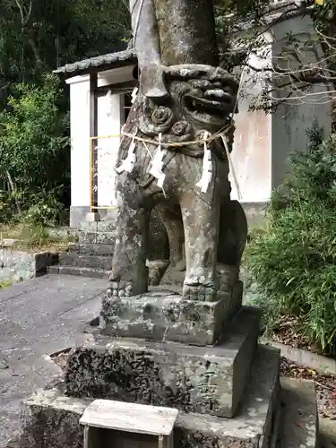 宇佐八幡神社の狛犬