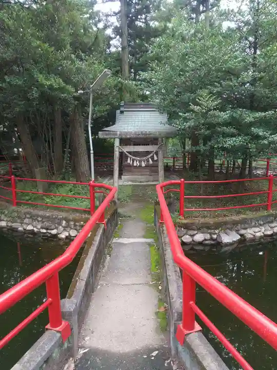 安房神社の末社・摂社