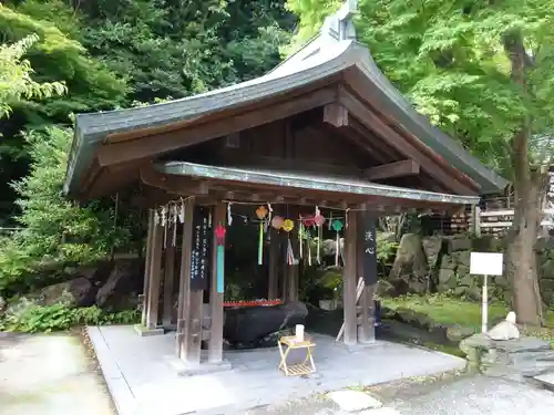 鎌倉宮の手水舎