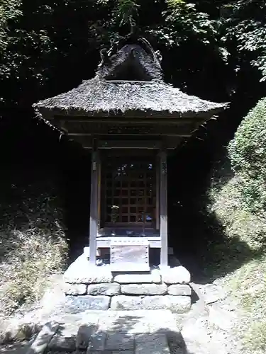 杉本寺の末社