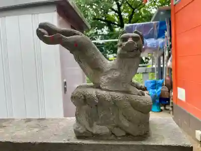 千種稲荷神社の狛犬