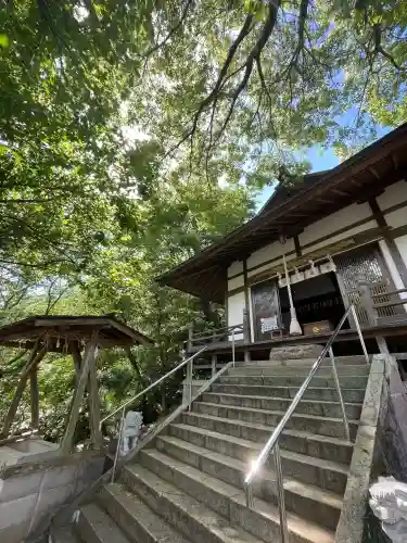 水神神社の{uncategorized: "未分類", other: "その他", undefined: "問題あり", building: "その他建物", grave: "お墓", sacred_gate: "鳥居", guardian: "狛犬", statue: "像", buddha: "仏像", history: "歴史", nature: "自然", garden: "庭園", animal: "動物", pagoda: "塔", temizu: "手水舎", mountain_gate: "山門・神門", sanctuary: "本殿・本堂", subordinate: "末社・摂社", art: "芸術", scenery: "景色", jizo: "地蔵", ema: "絵馬", goshuin: "御朱印", omikuji: "おみくじ", items: "授与品その他", amulet: "お守り", goshuincho: "御朱印帳", eats: "食事", festival: "お祭り", votive_dance: "神楽", shichigosan: "七五三参", wedding: "結婚式", experience: "体験その他", initially: "初詣", around: "周辺", anti_infection: "感染症対策"}