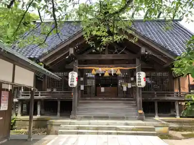 宇多須神社の本殿・本堂