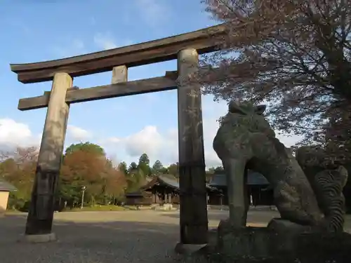 吉野神宮の鳥居