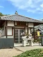 萬福寺の{uncategorized: "未分類", other: "その他", undefined: "問題あり", building: "その他建物", grave: "お墓", sacred_gate: "鳥居", guardian: "狛犬", statue: "像", buddha: "仏像", history: "歴史", nature: "自然", garden: "庭園", animal: "動物", pagoda: "塔", temizu: "手水舎", mountain_gate: "山門・神門", sanctuary: "本殿・本堂", subordinate: "末社・摂社", art: "芸術", scenery: "景色", jizo: "地蔵", ema: "絵馬", goshuin: "御朱印", omikuji: "おみくじ", items: "授与品その他", amulet: "お守り", goshuincho: "御朱印帳", eats: "食事", festival: "お祭り", votive_dance: "神楽", shichigosan: "七五三参", wedding: "結婚式", experience: "体験その他", initially: "初詣", around: "周辺", anti_infection: "感染症対策"}