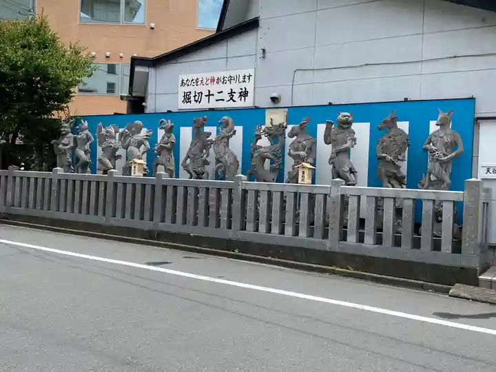 堀切天祖神社祖霊社(東京都)