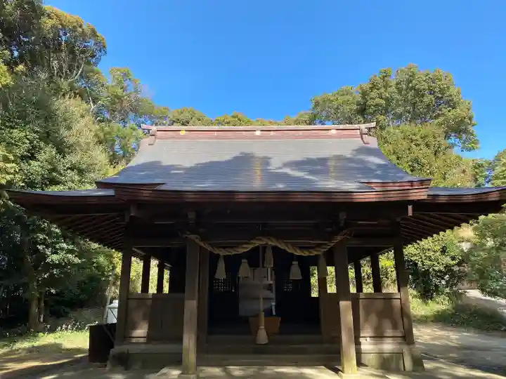 戸明神社の本殿・本堂