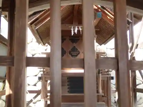 平群神社の本殿・本堂