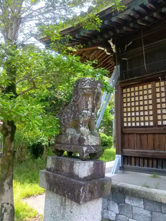 八幡神社の{uncategorized: "未分類", other: "その他", undefined: "問題あり", building: "その他建物", grave: "お墓", sacred_gate: "鳥居", guardian: "狛犬", statue: "像", buddha: "仏像", history: "歴史", nature: "自然", garden: "庭園", animal: "動物", pagoda: "塔", temizu: "手水舎", mountain_gate: "山門・神門", sanctuary: "本殿・本堂", subordinate: "末社・摂社", art: "芸術", scenery: "景色", jizo: "地蔵", ema: "絵馬", goshuin: "御朱印", omikuji: "おみくじ", items: "授与品その他", amulet: "お守り", goshuincho: "御朱印帳", eats: "食事", festival: "お祭り", votive_dance: "神楽", shichigosan: "七五三参", wedding: "結婚式", experience: "体験その他", initially: "初詣", around: "周辺", anti_infection: "感染症対策"}
