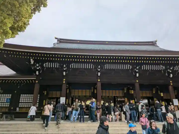 明治神宮の{uncategorized: "未分類", other: "その他", undefined: "問題あり", building: "その他建物", grave: "お墓", sacred_gate: "鳥居", guardian: "狛犬", statue: "像", buddha: "仏像", history: "歴史", nature: "自然", garden: "庭園", animal: "動物", pagoda: "塔", temizu: "手水舎", mountain_gate: "山門・神門", sanctuary: "本殿・本堂", subordinate: "末社・摂社", art: "芸術", scenery: "景色", jizo: "地蔵", ema: "絵馬", goshuin: "御朱印", omikuji: "おみくじ", items: "授与品その他", amulet: "お守り", goshuincho: "御朱印帳", eats: "食事", festival: "お祭り", votive_dance: "神楽", shichigosan: "七五三参", wedding: "結婚式", experience: "体験その他", initially: "初詣", around: "周辺", anti_infection: "感染症対策"}