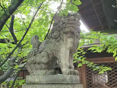 天孫神社の狛犬