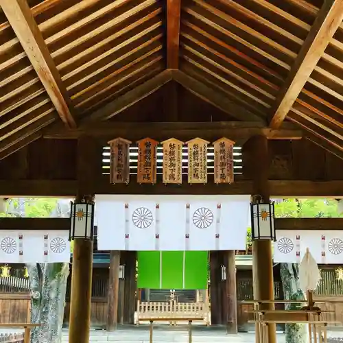 大鳥神社の本殿