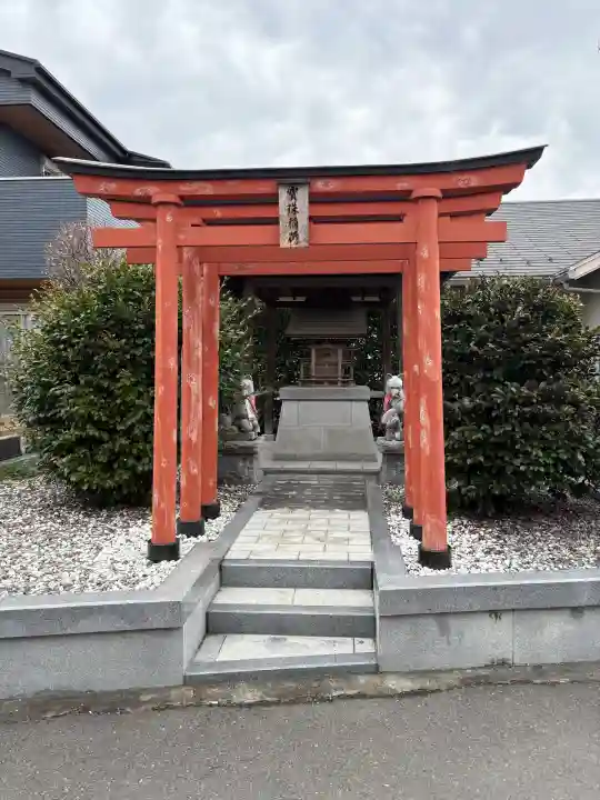 寶珠稲荷の{uncategorized: "未分類", other: "その他", undefined: "問題あり", building: "その他建物", grave: "お墓", sacred_gate: "鳥居", guardian: "狛犬", statue: "像", buddha: "仏像", history: "歴史", nature: "自然", garden: "庭園", animal: "動物", pagoda: "塔", temizu: "手水舎", mountain_gate: "山門・神門", sanctuary: "本殿・本堂", subordinate: "末社・摂社", art: "芸術", scenery: "景色", jizo: "地蔵", ema: "絵馬", goshuin: "御朱印", omikuji: "おみくじ", items: "授与品その他", amulet: "お守り", goshuincho: "御朱印帳", eats: "食事", festival: "お祭り", votive_dance: "神楽", shichigosan: "七五三参", wedding: "結婚式", experience: "体験その他", initially: "初詣", around: "周辺", anti_infection: "感染症対策"}