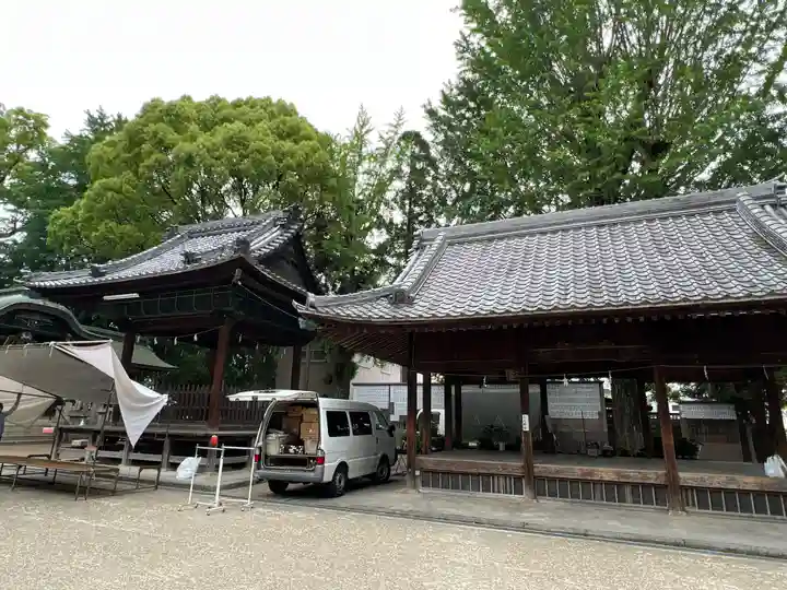 挙母神社の本殿・本堂