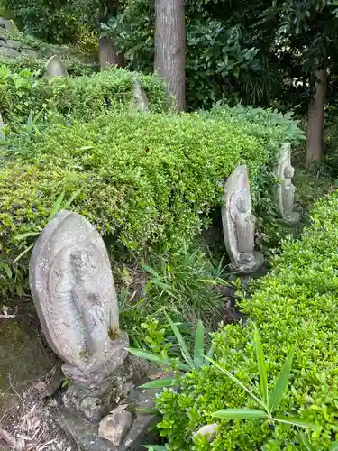 寶泉寺の地蔵