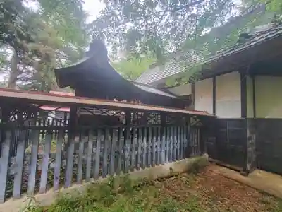 白髭神社の本殿