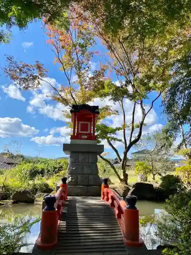 八幡宮の末社