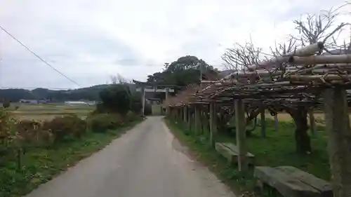 糸島市宇美八幡宮の鳥居