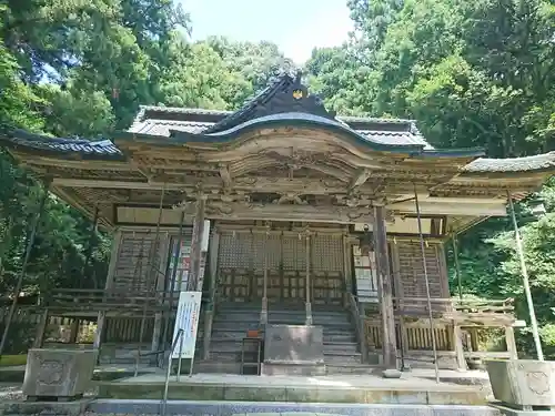 劒神社の本殿