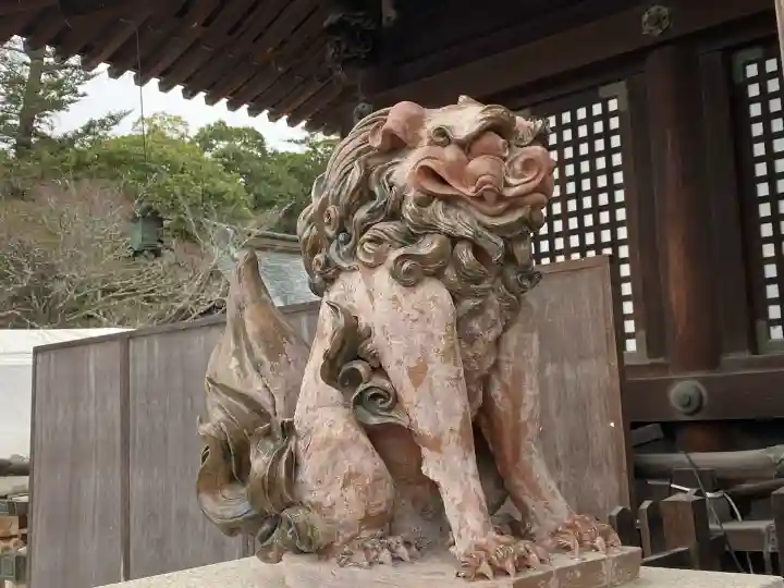 吉備津彦神社の{uncategorized: "未分類", other: "その他", undefined: "問題あり", building: "その他建物", grave: "お墓", sacred_gate: "鳥居", guardian: "狛犬", statue: "像", buddha: "仏像", history: "歴史", nature: "自然", garden: "庭園", animal: "動物", pagoda: "塔", temizu: "手水舎", mountain_gate: "山門・神門", sanctuary: "本殿・本堂", subordinate: "末社・摂社", art: "芸術", scenery: "景色", jizo: "地蔵", ema: "絵馬", goshuin: "御朱印", omikuji: "おみくじ", items: "授与品その他", amulet: "お守り", goshuincho: "御朱印帳", eats: "食事", festival: "お祭り", votive_dance: "神楽", shichigosan: "七五三参", wedding: "結婚式", experience: "体験その他", initially: "初詣", around: "周辺", anti_infection: "感染症対策"}