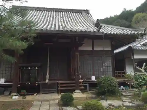 神藏寺の本殿・本堂