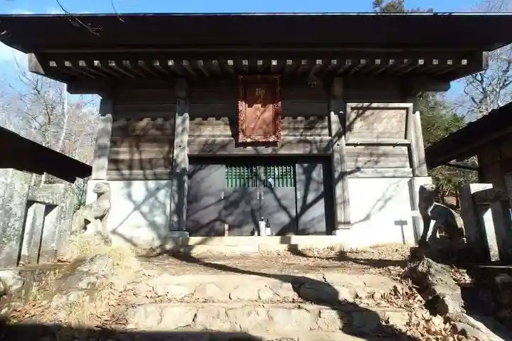 武甲山御嶽神社の本殿・本堂
