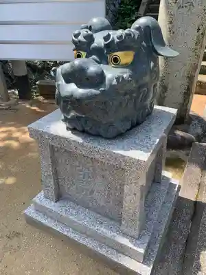 紅葉八幡宮の狛犬