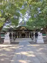 穴八幡宮の本殿