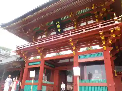 鶴岡八幡宮の山門・神門